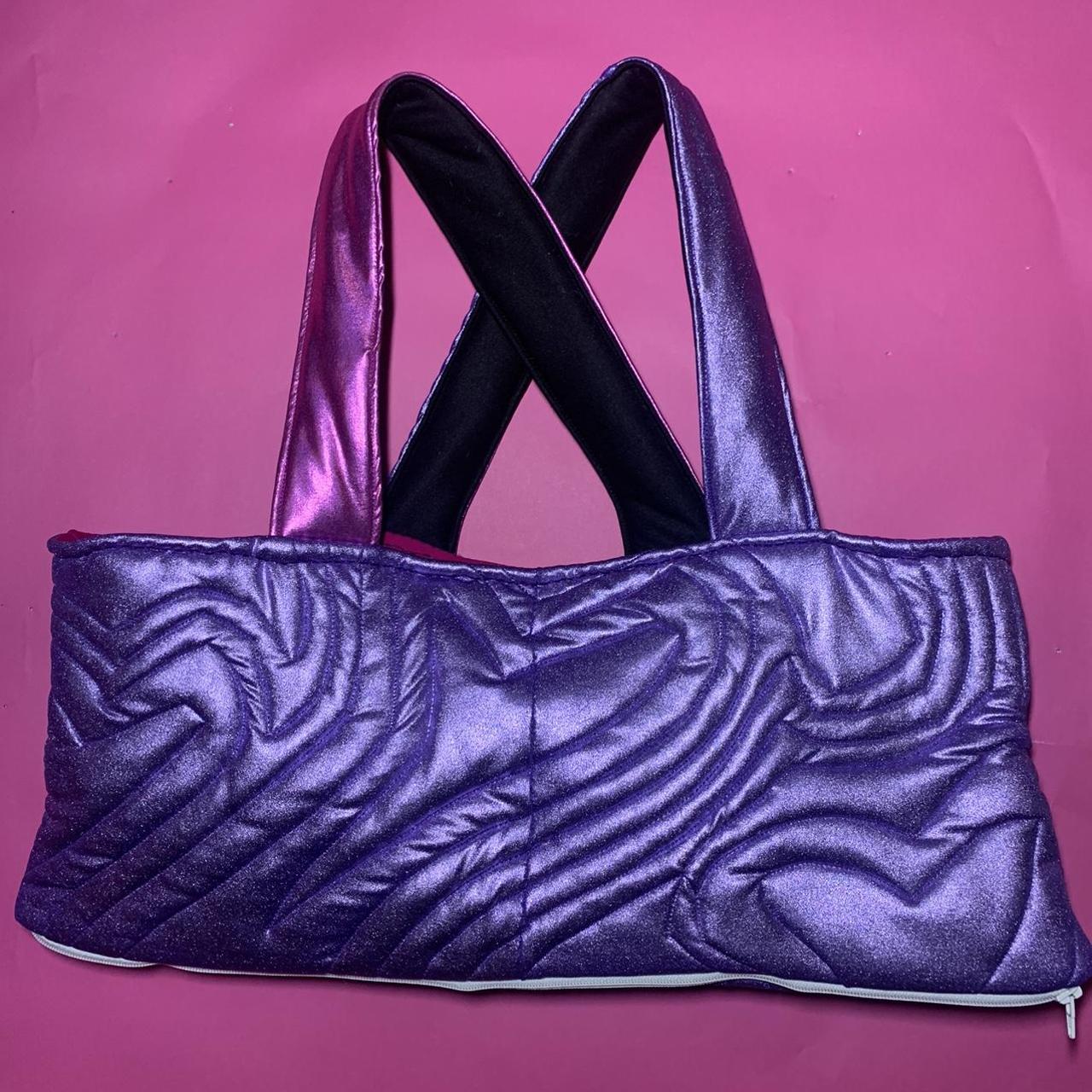 Heartbeat Tote N Top